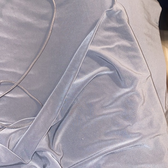 🦋Adorable grey sleeveless mini dress! - Picture 13 of 13